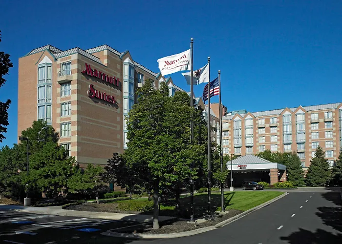 Hampton & Chicago Hotel Downers Grove