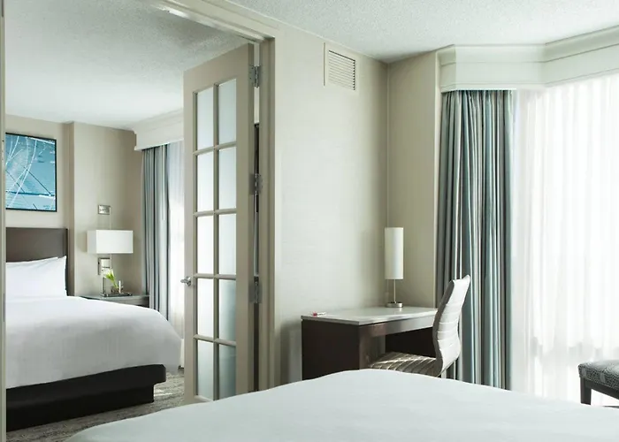 Hampton & Chicago 3*