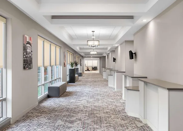 Hotel Hampton & Chicago
