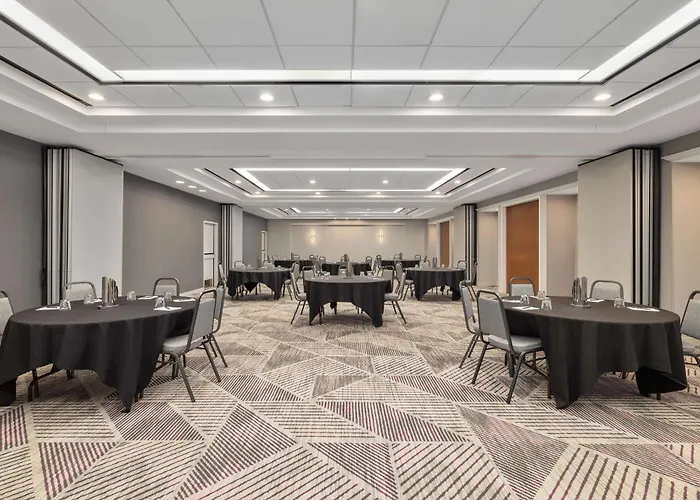 Hotel Hampton & Chicago 3*
