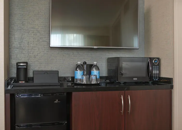 Hotel Hampton & Chicago Downers Grove