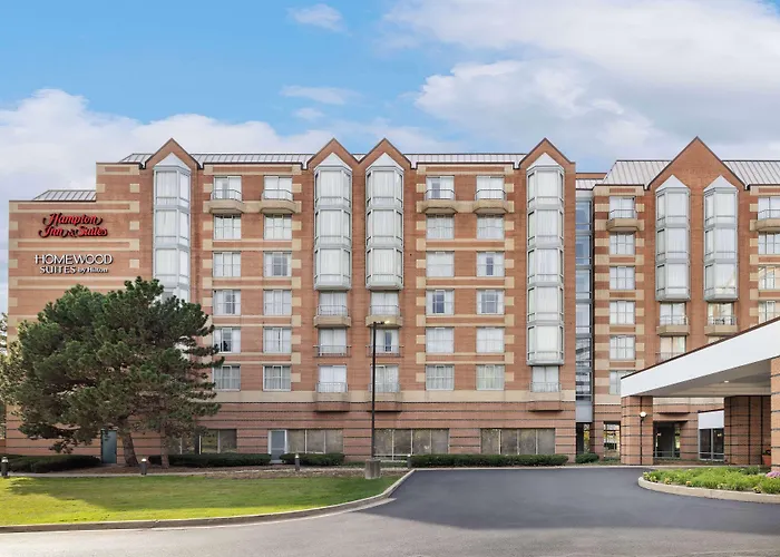 Hampton & Chicago 3* Downers Grove